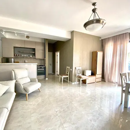 Aparthotel كوتايسي المظهر الخارجي الصورة
